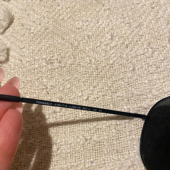 COPY - CHANEL DARK BLUE PILOT SUNGLASSES - Picture 6 of 7